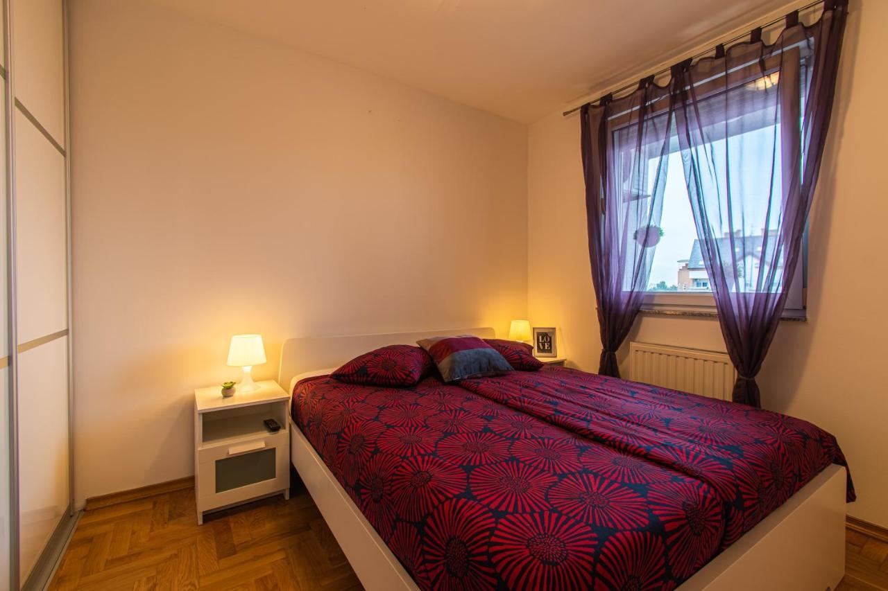 Flexible Selfcheckins 34 - - Parking - Big Loggia - New Apartment Zagreb