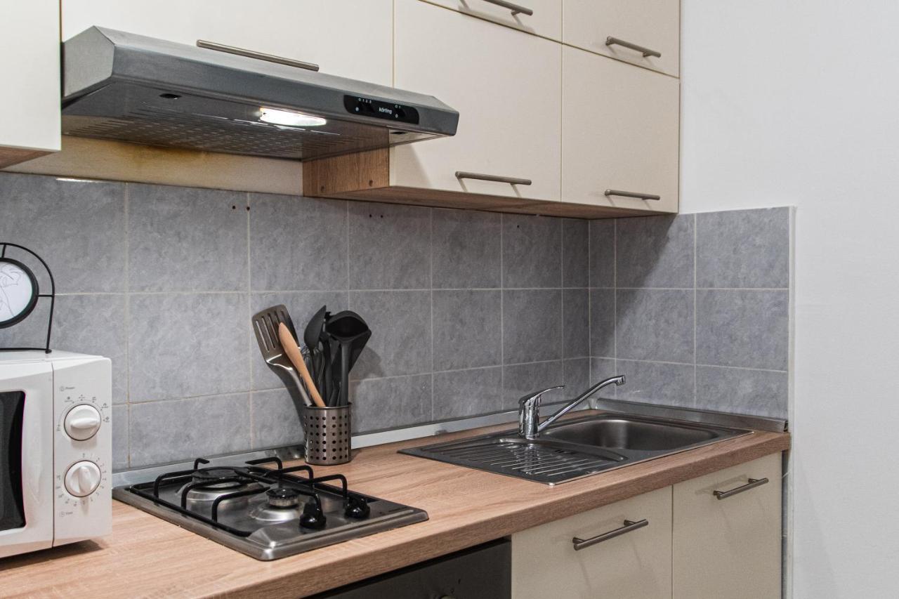 Flexible Selfcheckins 34 - - Parking - Big Loggia - New Apartment Zagreb